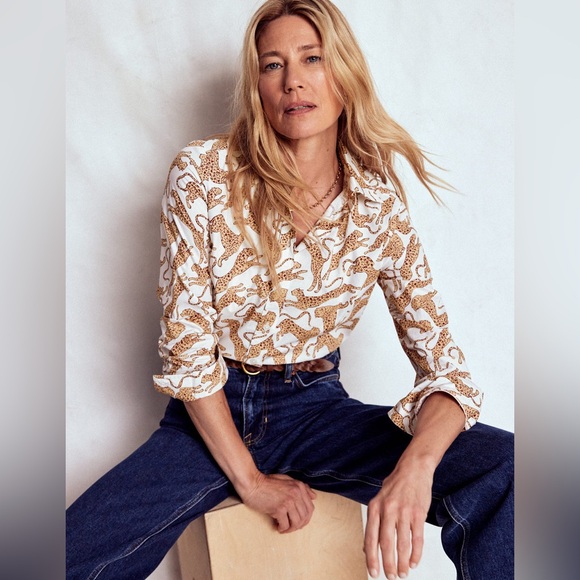 Boden Tops - Boden Sienna Cotton Shirt Size 6 Leaping Leopard Button Up White Tan Long Sleeve